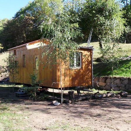 La Roulotte Du Bucheron Лапутроа Екстериор снимка